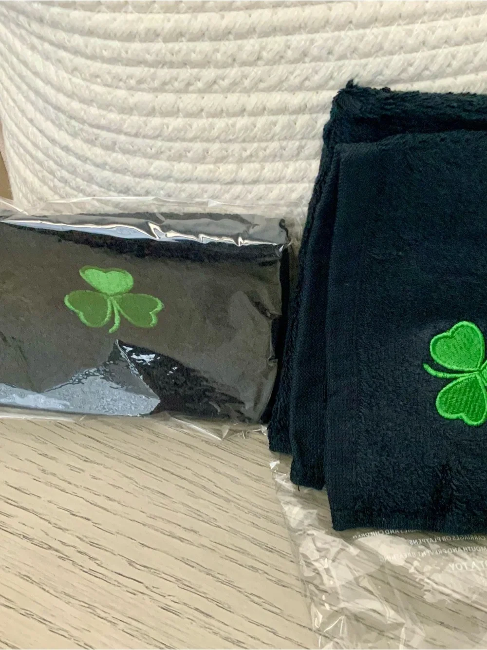 🌸B21 - Black Makeup Wash Towels Green Shamrock Embroidery🖤🍀